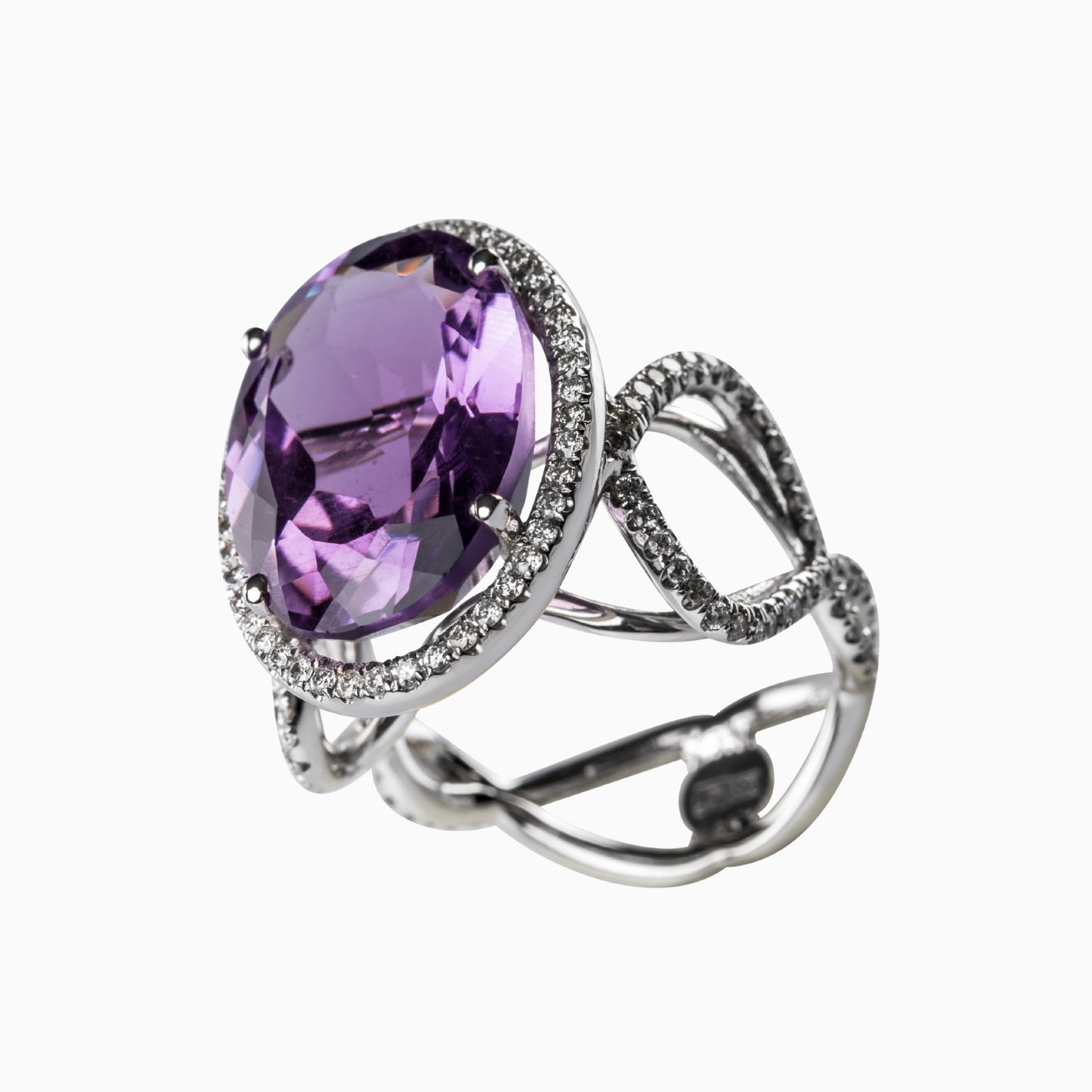🔹 Rings Collections